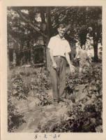 m_Harry_Tether_1930.jpg 36.0K