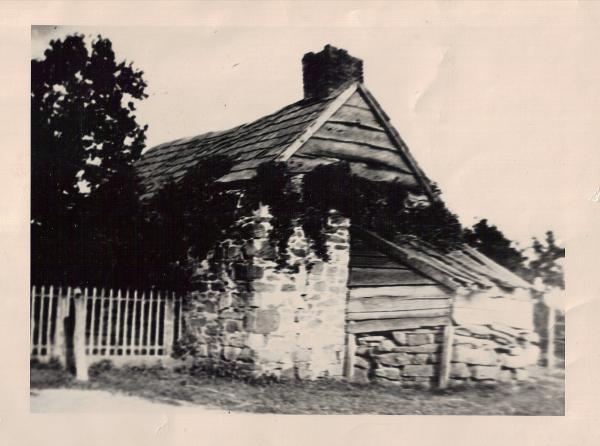 Berdan_Farm_Smoke_House.jpg 38.0K