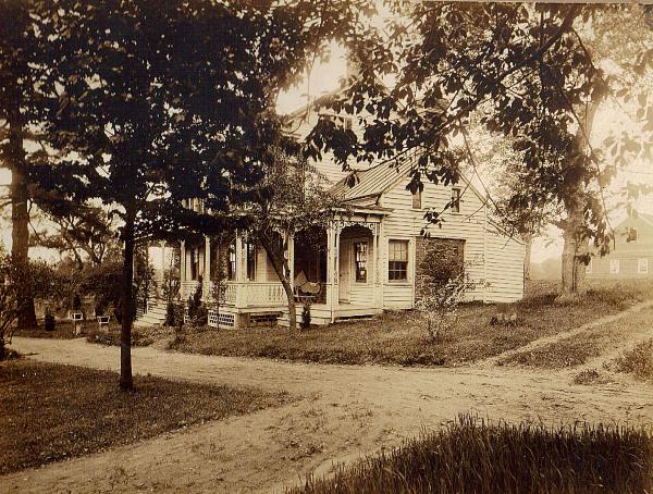 Forsberg_House_Built_1805.jpg 92.1K