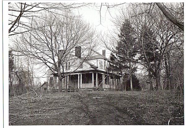 GrahamHouse_JacksonAve.jpg 90.0K