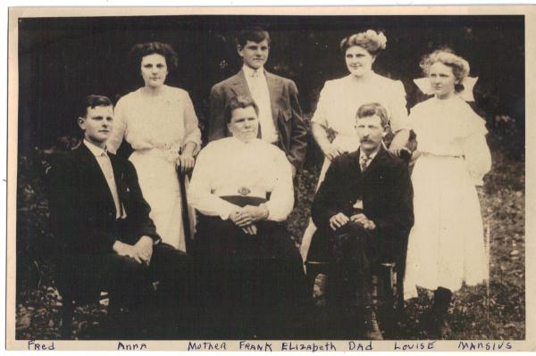 Mansius_Group1.jpg 34.7K