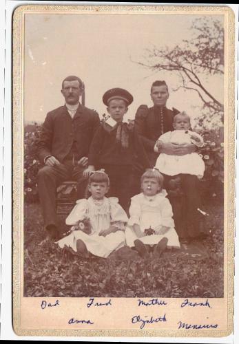 Mansius_Group2.jpg 31.3K