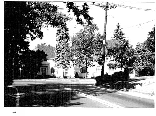 Mead-Parish_House.jpg 65.5K